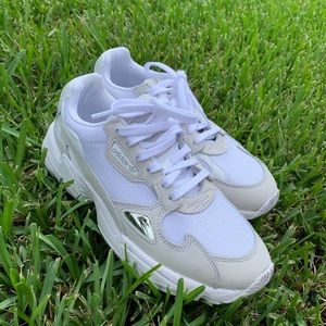 Triple White Adidas Falcons (Near Mint)